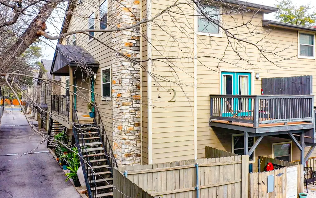 6700 Cooper Lane 11, Austin