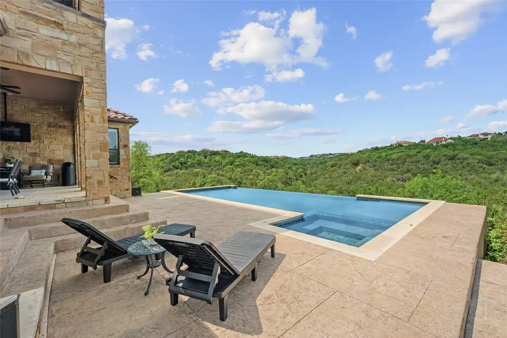 409 Rocky Coast Drive, Austin