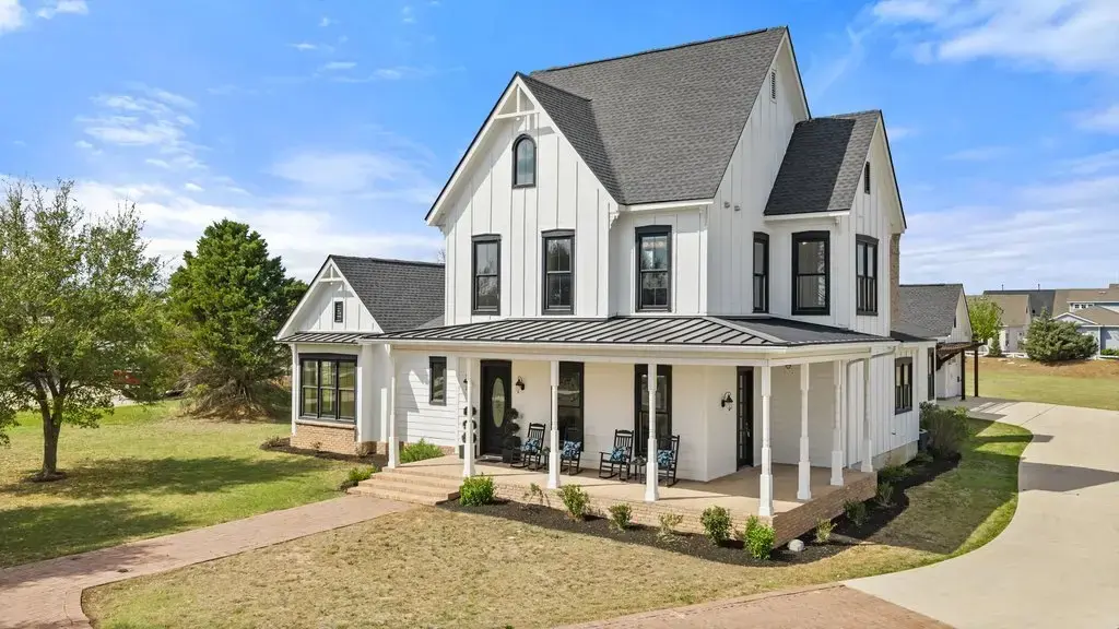 167 Vincas Shadow Court, Driftwood