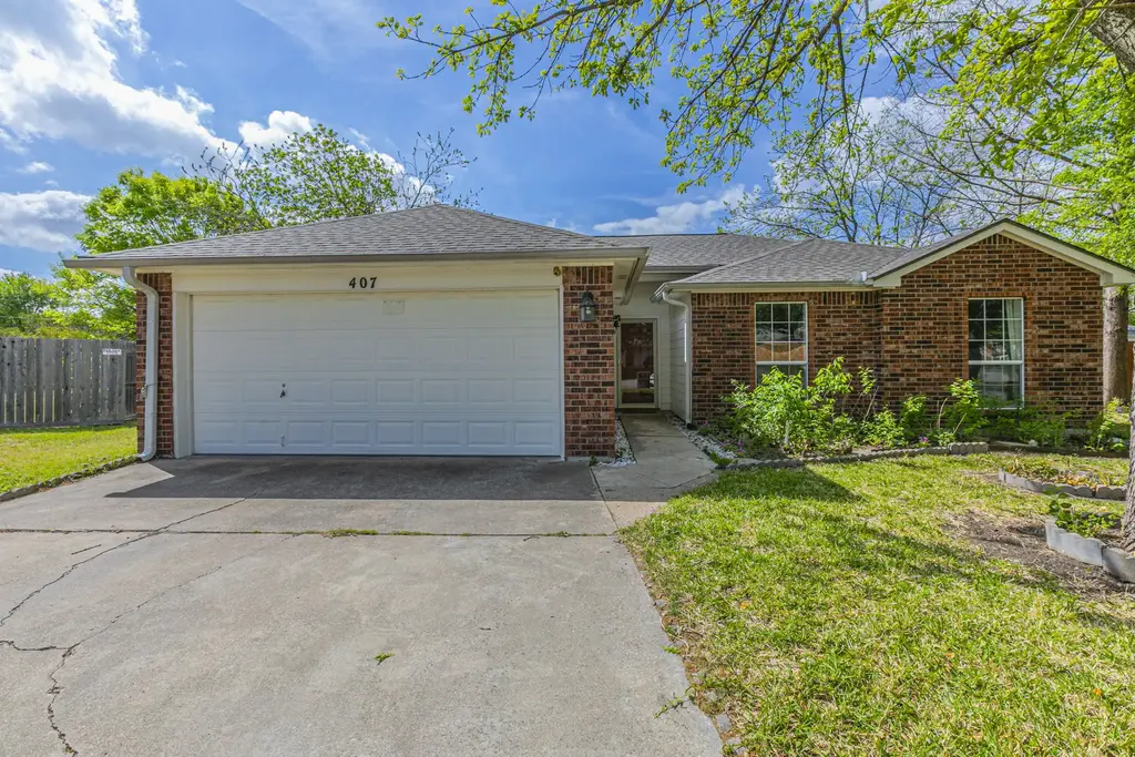 407 Sterling Manor Court, Temple