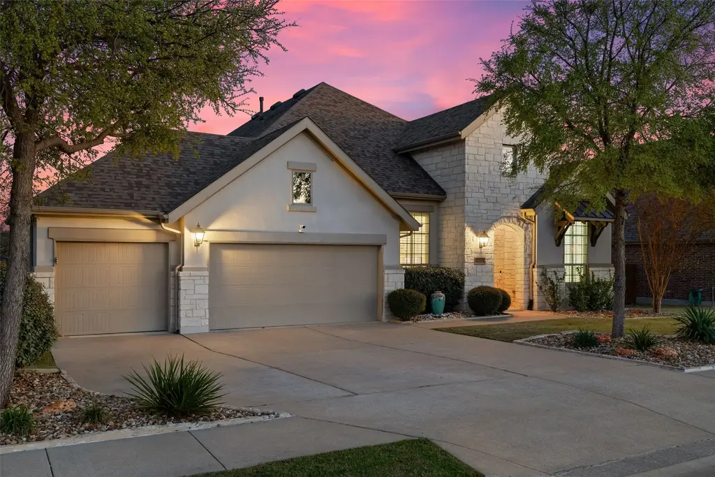 22212 Cape Travis Bend, Lago Vista