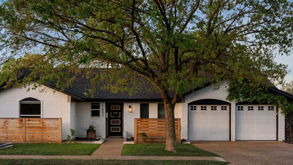1602 Thornridge Road, Austin