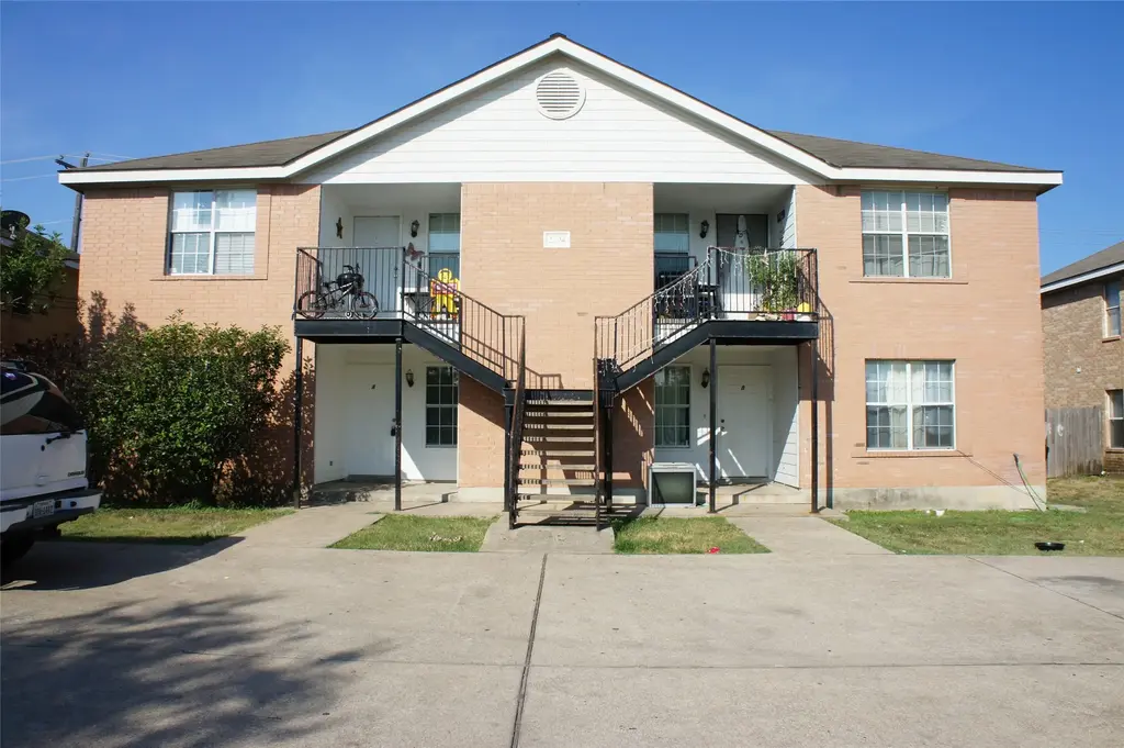 2204 Katy Lane B, Georgetown