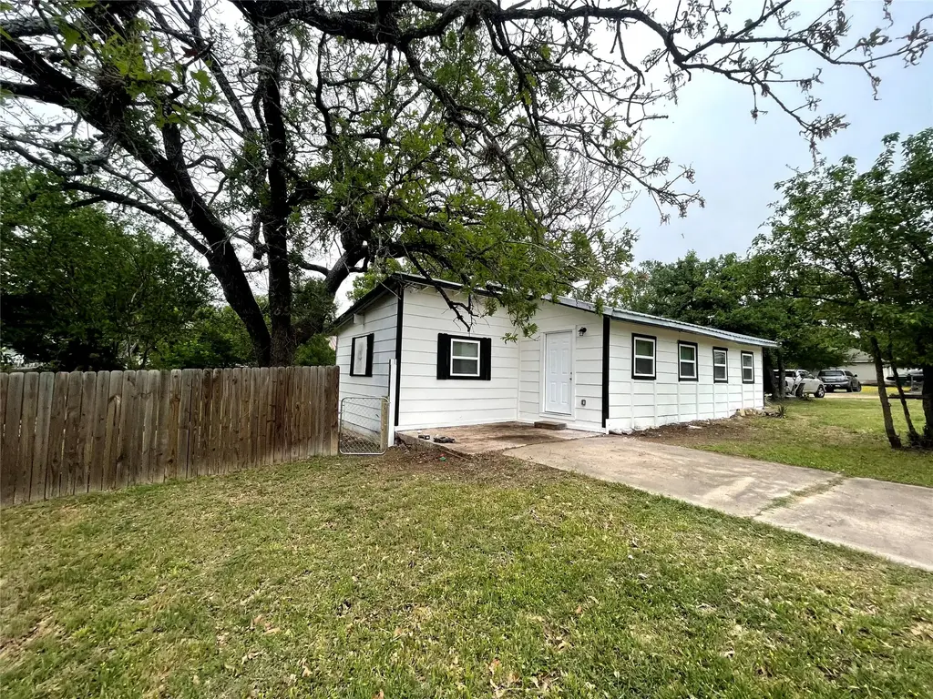 723 Pecan Lane, Cottonwood Shores