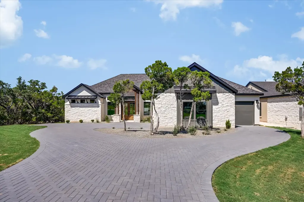 18920 Ascending Trail, Jonestown