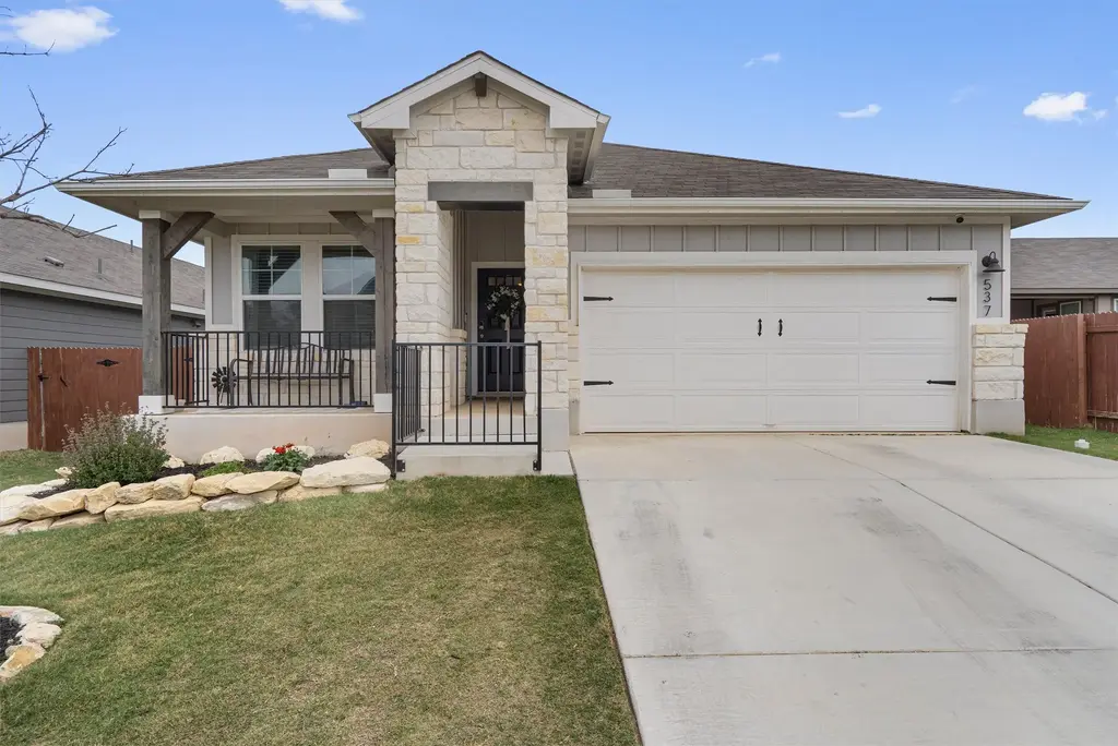 537 Loriner Way, Liberty Hill