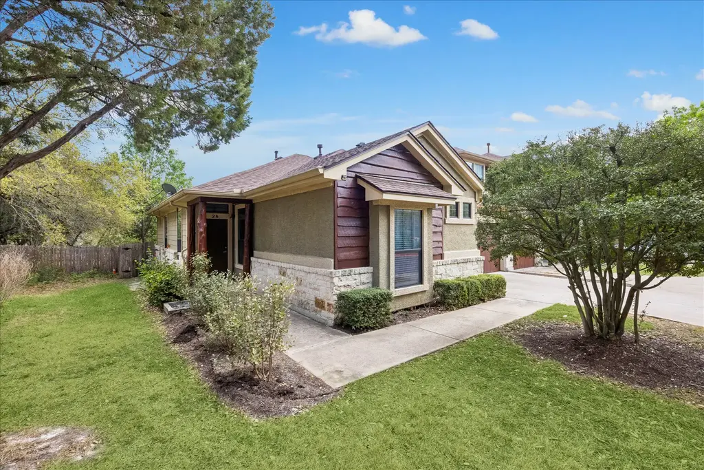 6705 Covered Bridge Drive 24, Austin