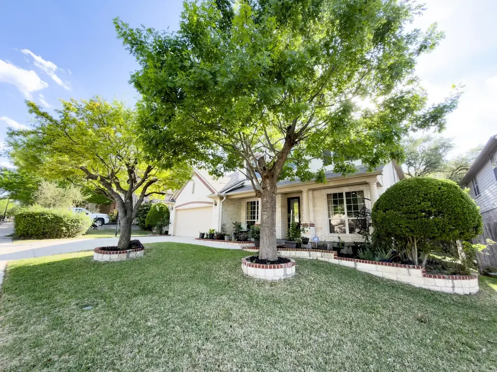 10012 Royal New Kent Drive, Austin