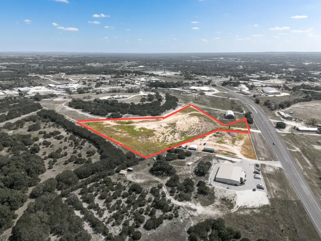 584 N U S Hwy 183, Lampasas