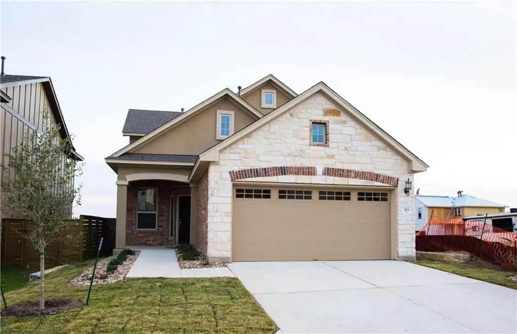 3651 Sandy Brook Drive 303, Round Rock