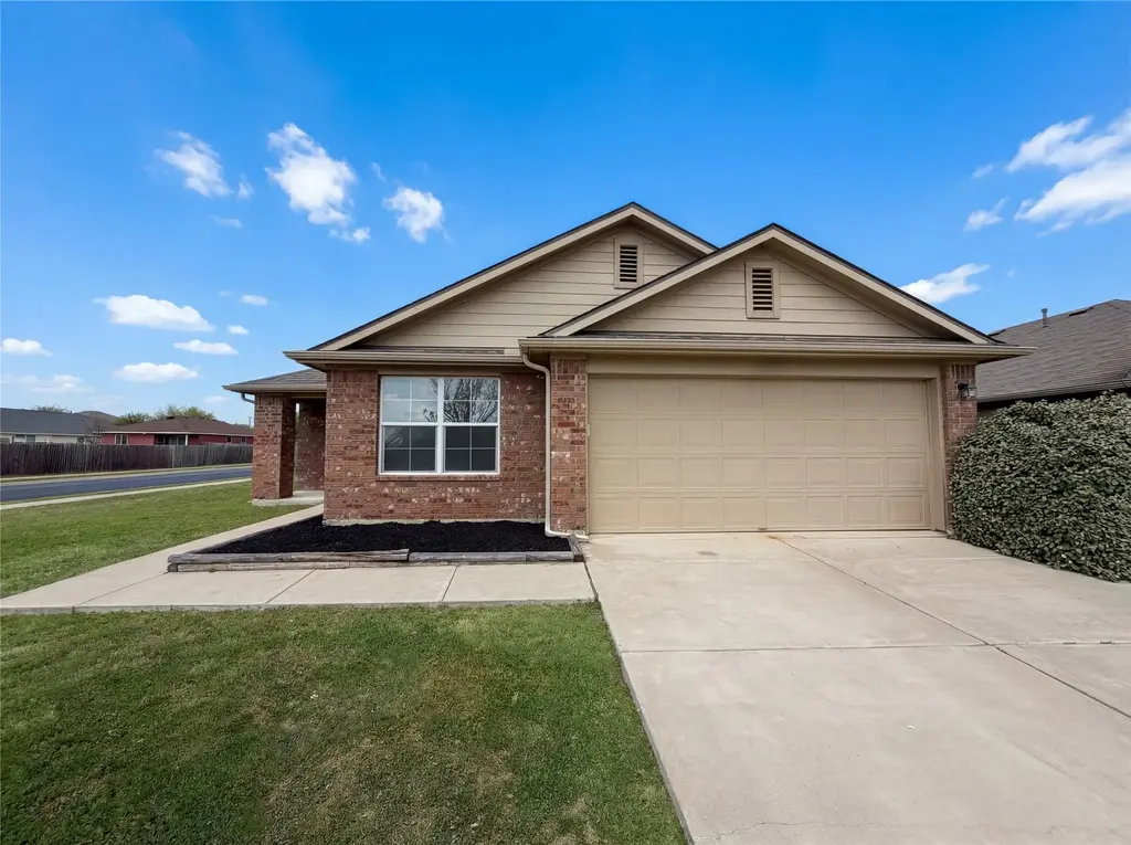 201 Camellia Drive, Hutto