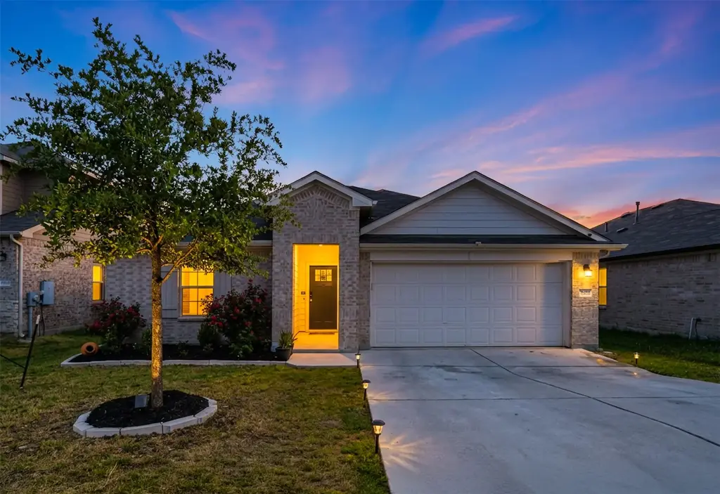 19616 Ann Richards Avenue, Manor