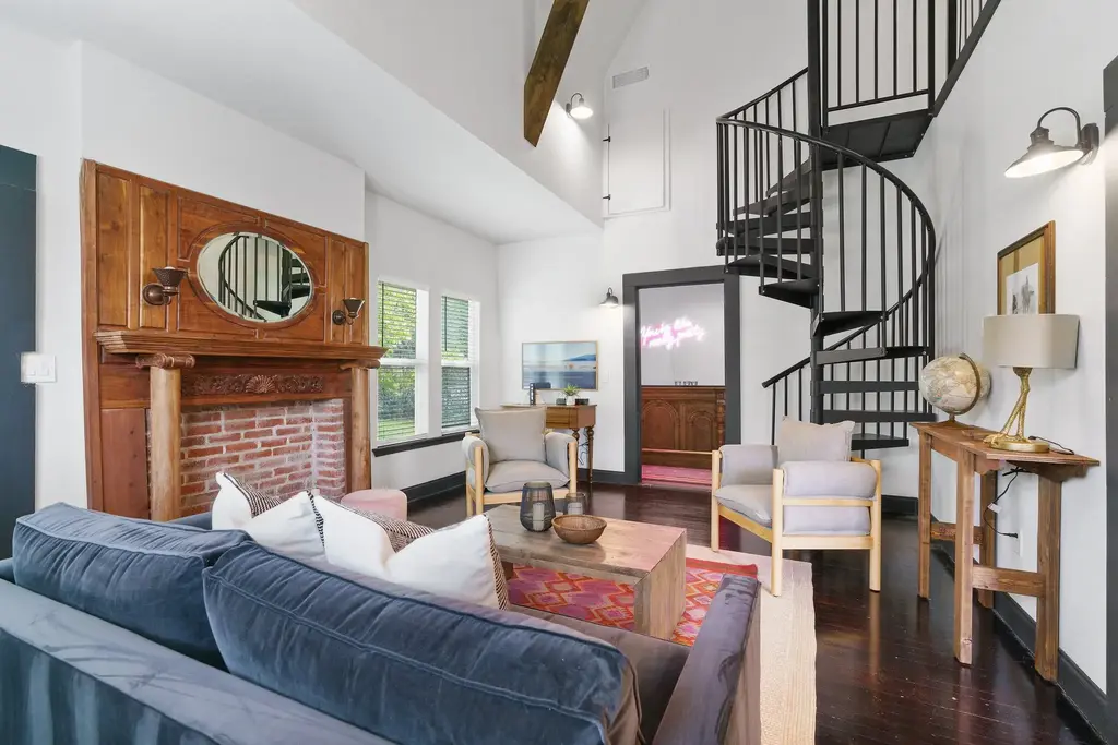 1204 E 13th Street, Georgetown