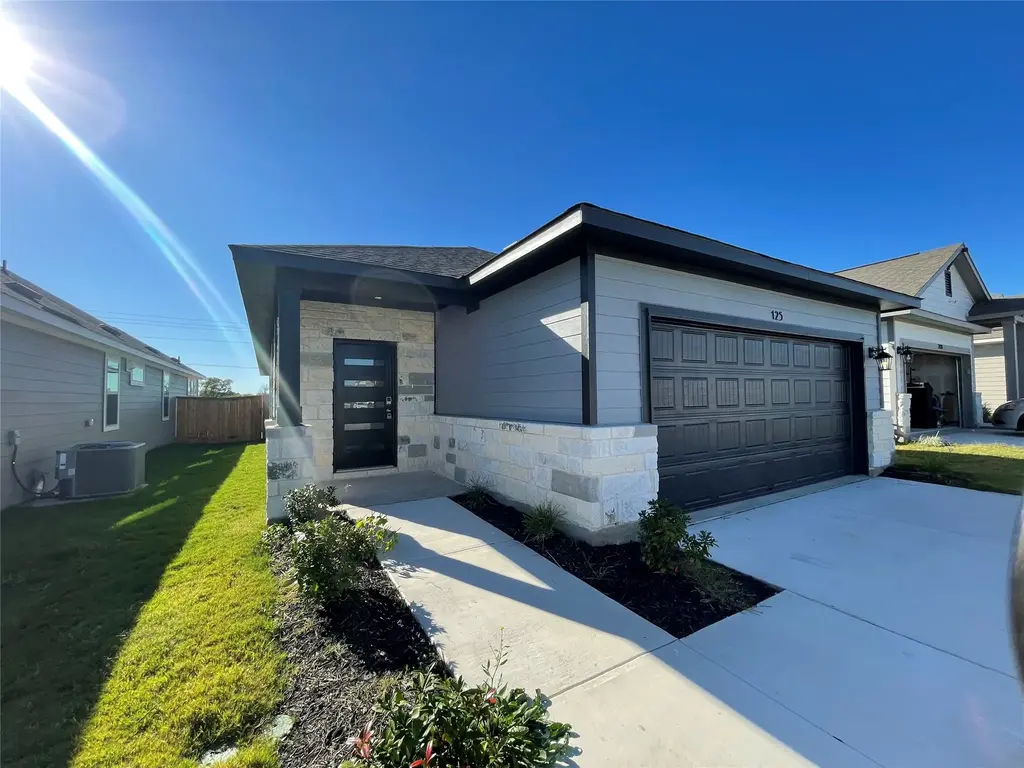 125 Unforgiven Lane, Jarrell