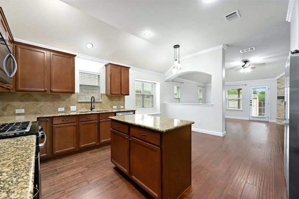 116 Wolf Creek Way, Round Rock