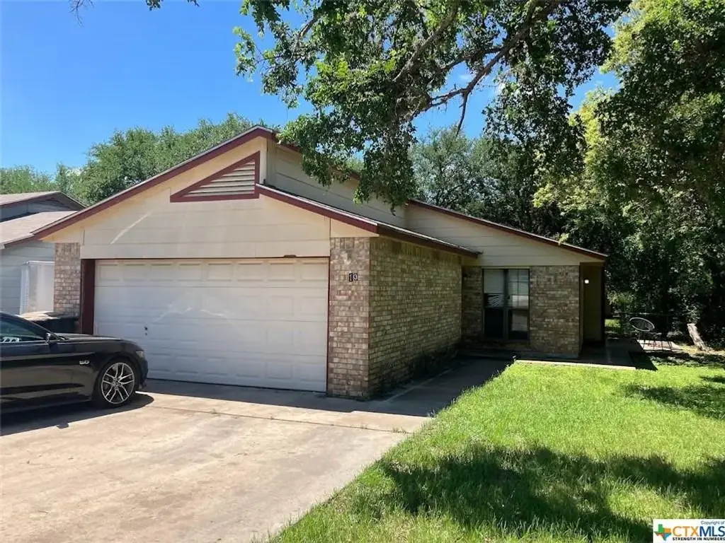 1113 N Bishop Street, San Marcos