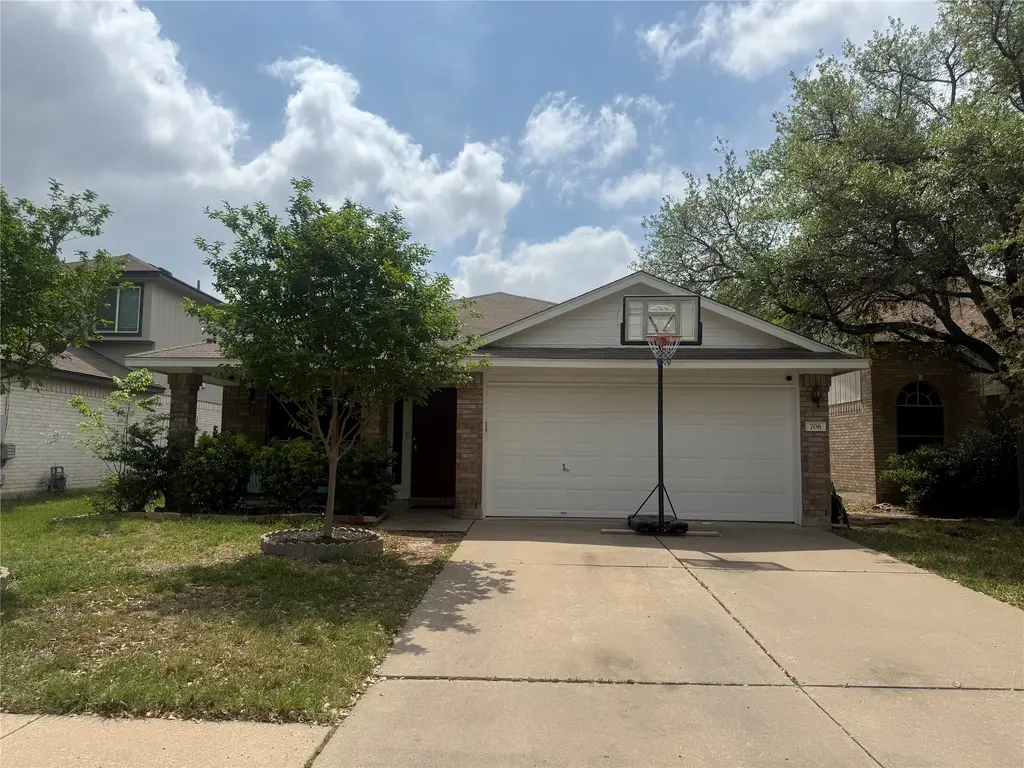 706 Luke Lane, Leander