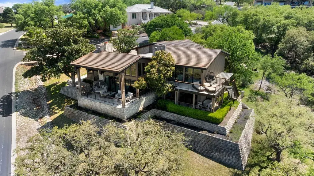 1200 Thataway, Horseshoe Bay