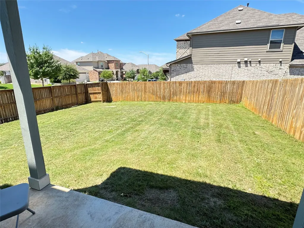 2328 Calvert Drive, Leander