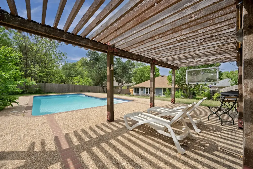 16415 Lone Wolf Drive, Leander