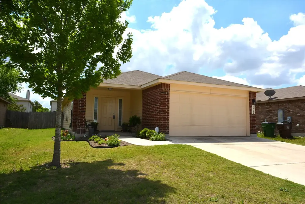 1522 Wedgewood Cove, Lockhart
