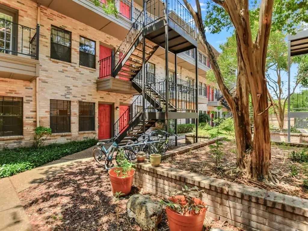 2216 San Gabriel Street 105, Austin