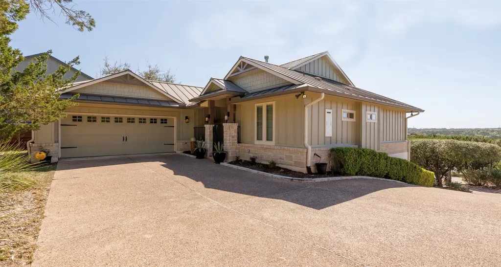 261 Barber Drive, Wimberley