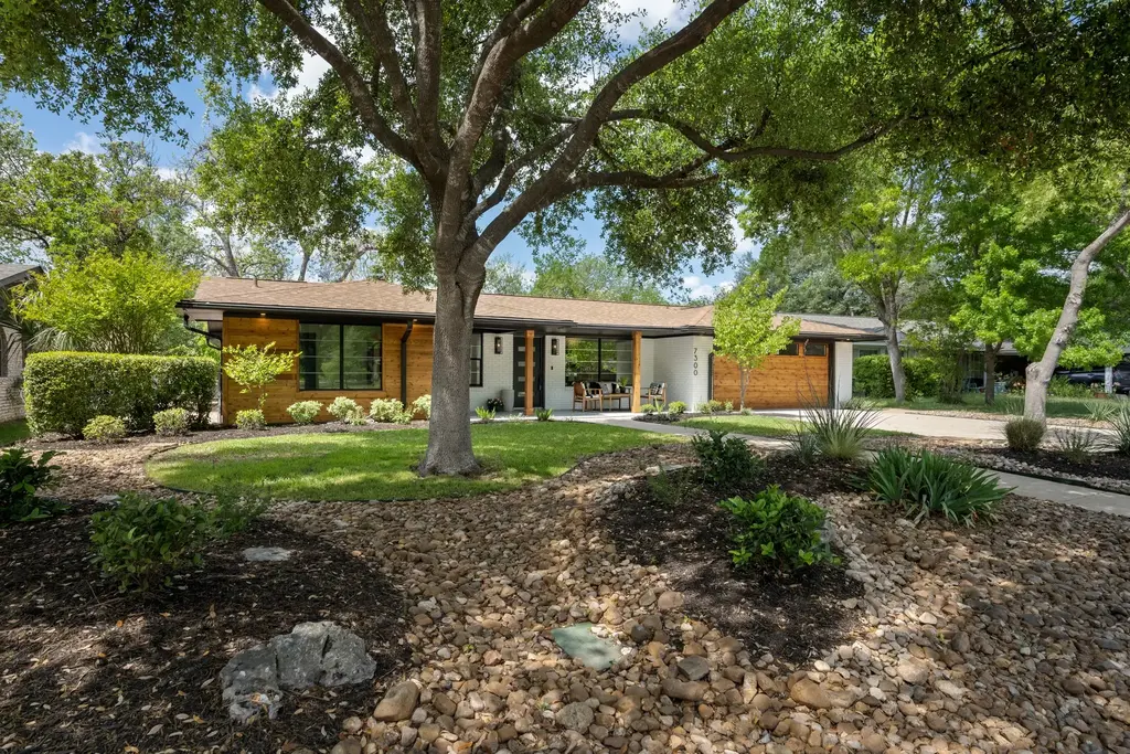 7300 Greenhaven Drive, Austin