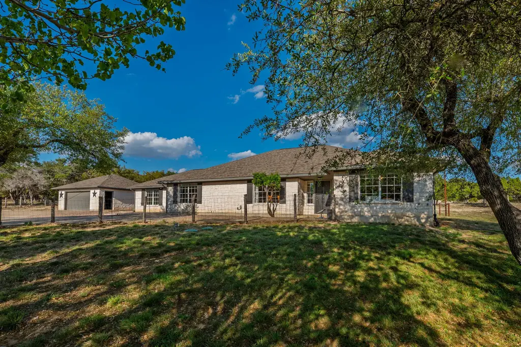 500 Madrone Ranch Trail, Dripping Springs