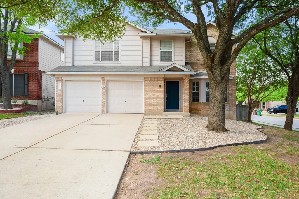 2001 Erika Cove, Round Rock