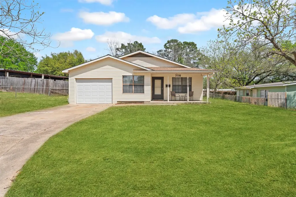 708 Hunter Drive, Rockdale