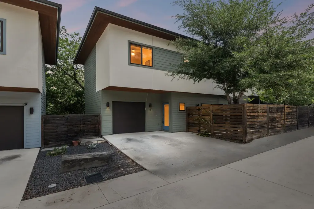 2101 Montopolis Drive 18, Austin
