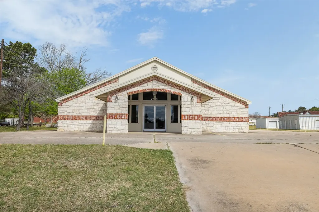 1306 W Cameron Avenue, Rockdale