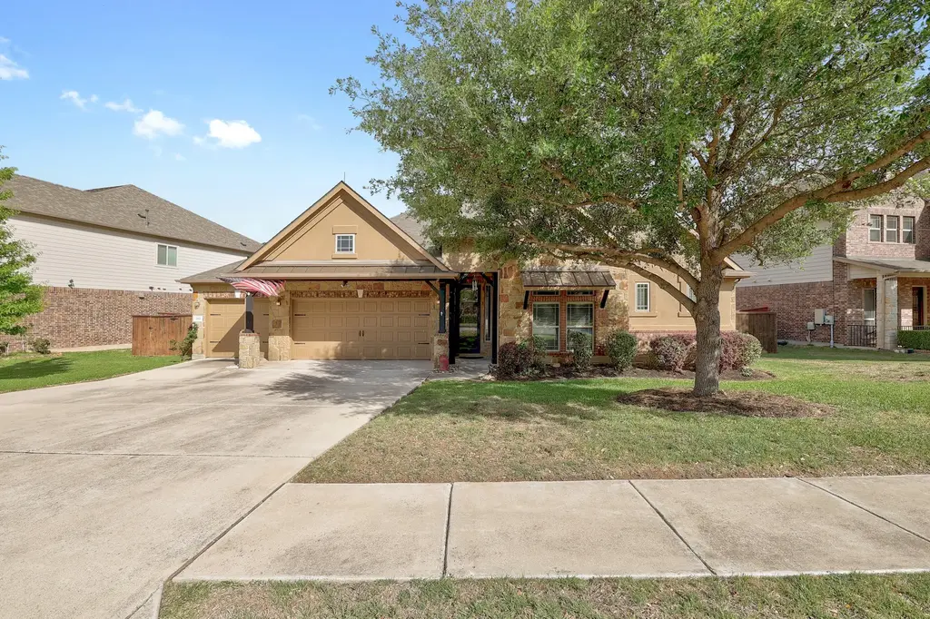 212 Monahans Drive, Georgetown