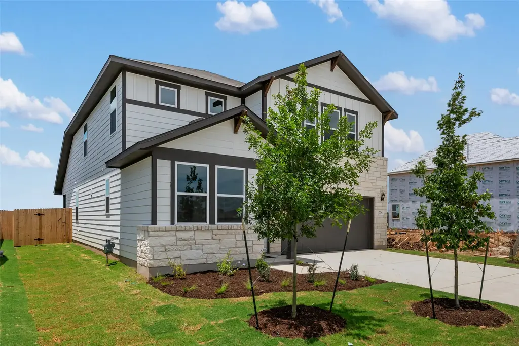 204 Willow Heights Drive, Hutto