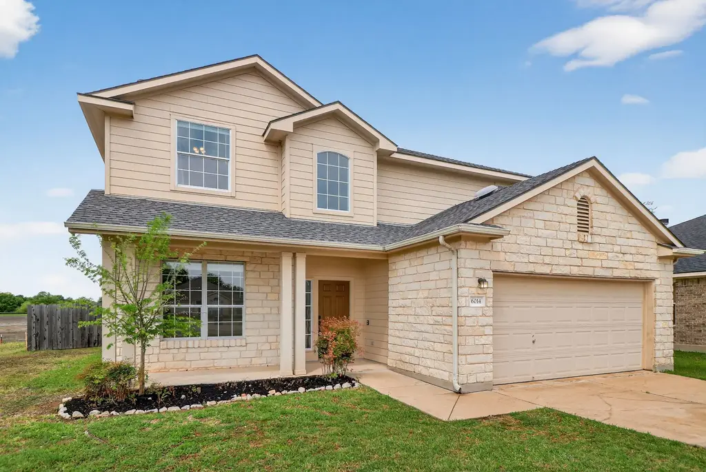 6014 Lone Star Court, Hutto