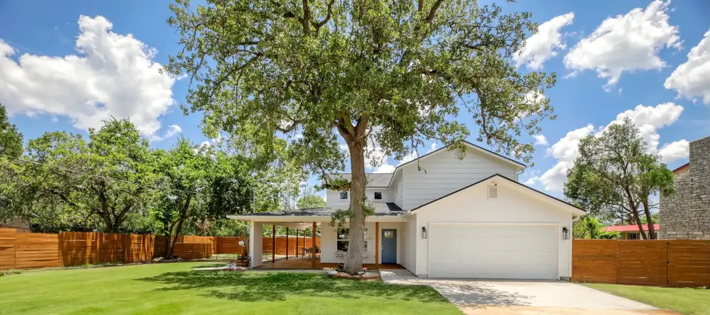 13207 Fencerail Road, Manchaca