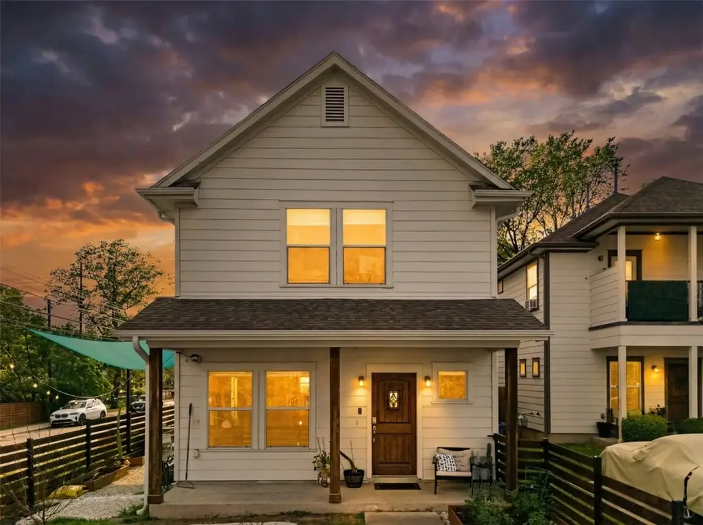 1600 Maple Avenue 1, Austin