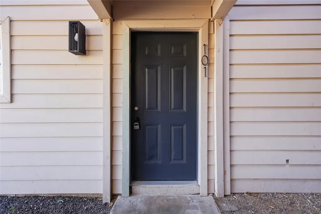 2705 Windswept Cove 101, Austin