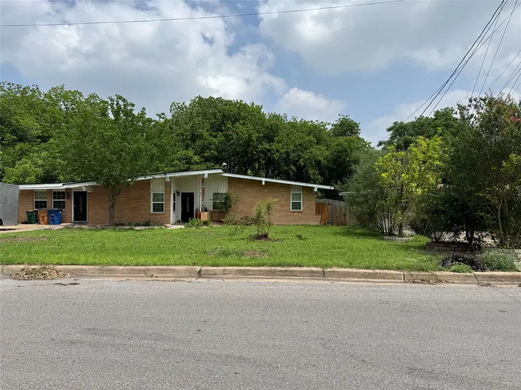 300 W Covington Drive, Austin