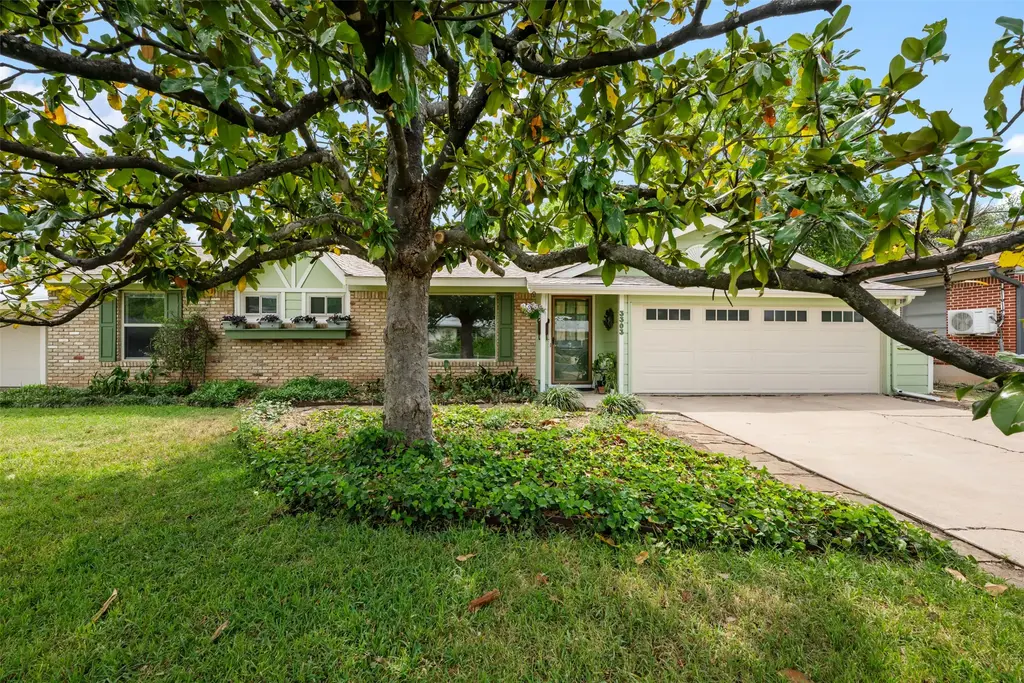 3303 Stardust Drive, Austin