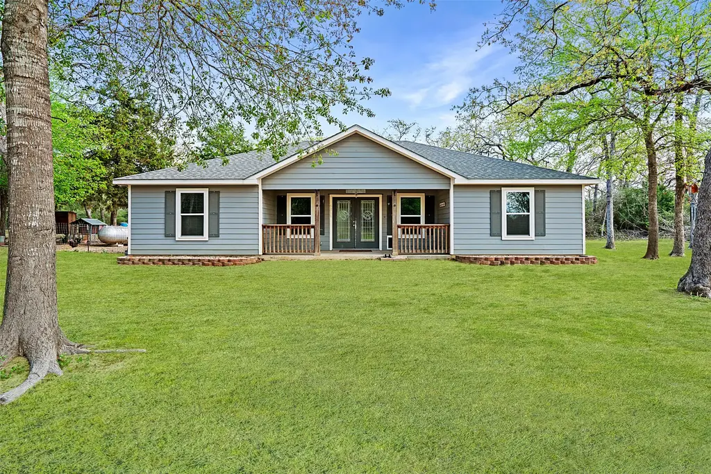 6211 County Road 342, Milano