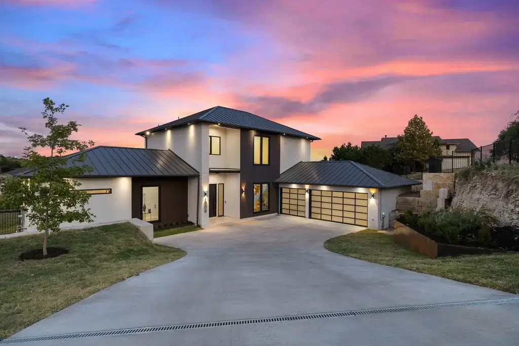 1508 Chalk Bluff Court, Leander