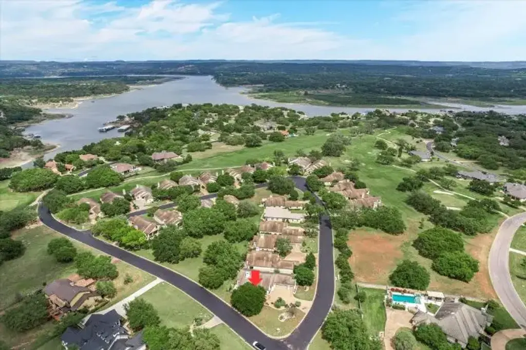 2300 Founders Circle, Spicewood