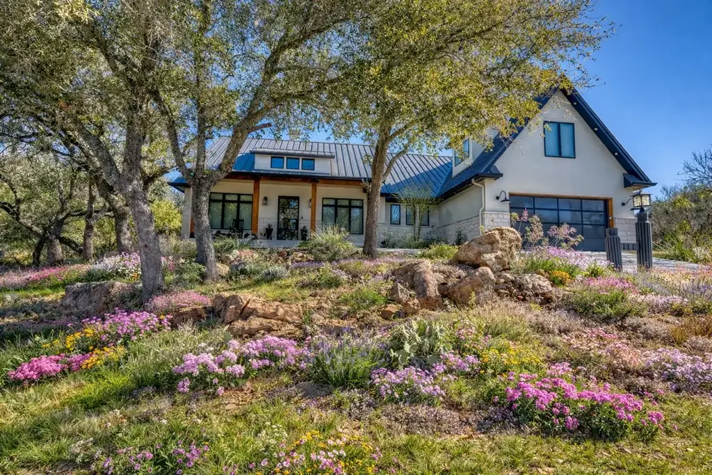 111 Florentine, Horseshoe Bay