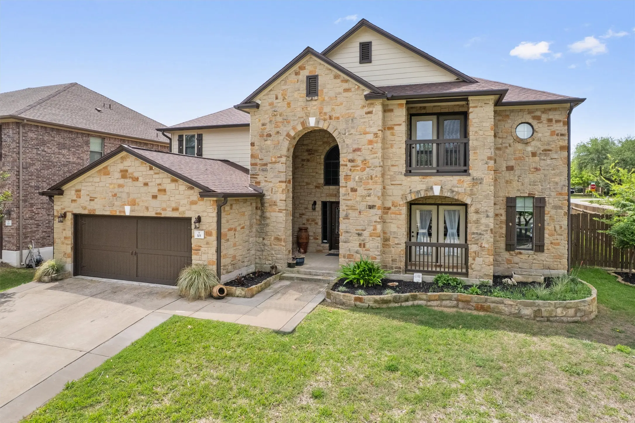 Photo of Listing #3275934