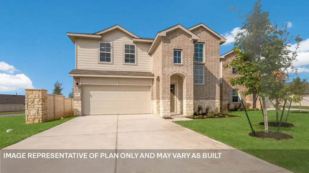 211 Mustang Lake Circle, Buda