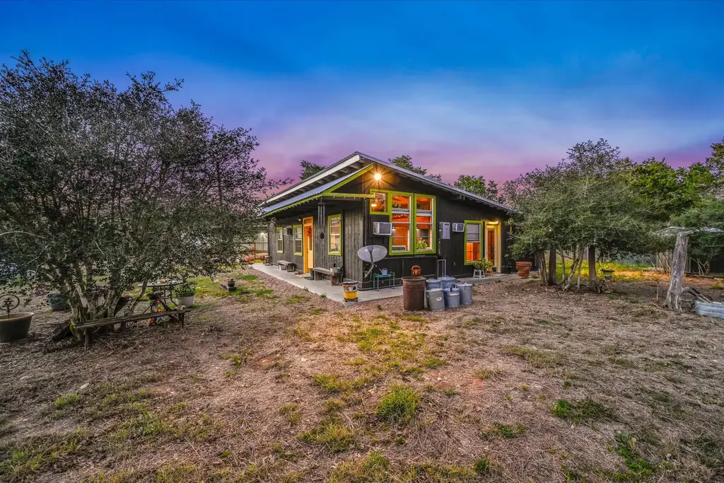 853 Saint Delight Road, Paige