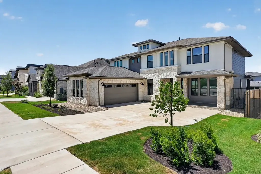 9204 The Ravine Way, Austin