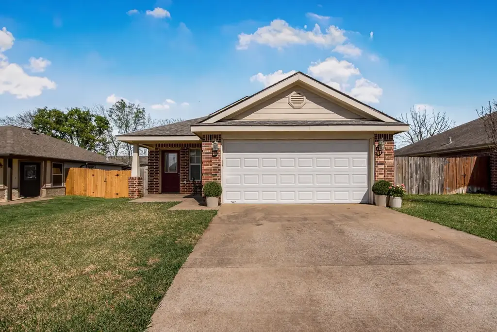 1002 Copperas Bend, Caldwell